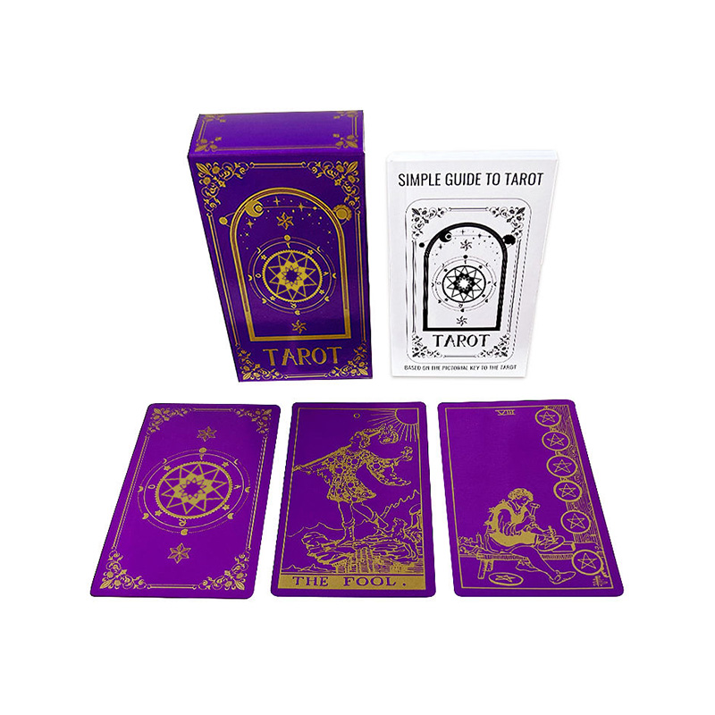 Jeu de cartes de tarot en feuille violette